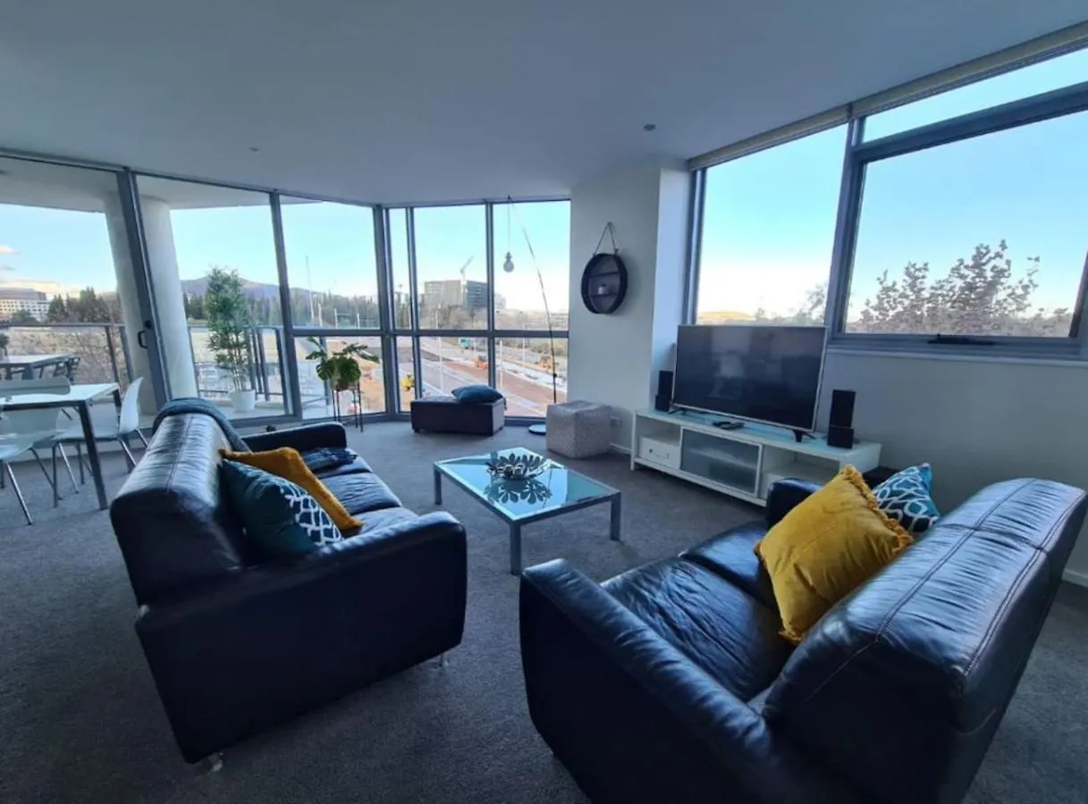 Grand 2Br Between Anu And City Канберра